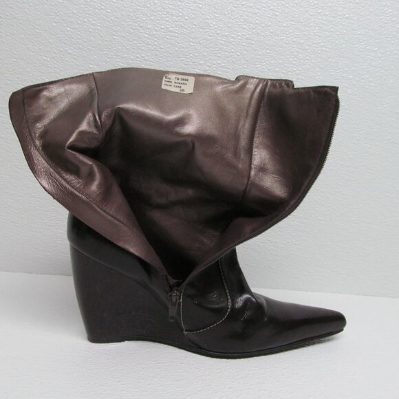 Milano Bags Pointed Toe Leather Wedge Boots size 7 - Picture 3 of 11